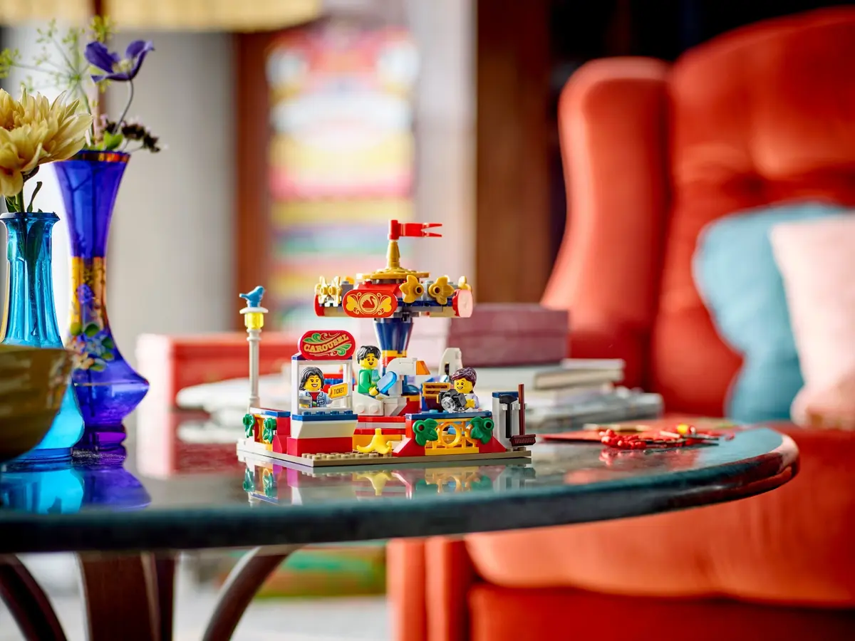 LEGO Miscellaneous 40714 Carousel Ride set, image 4