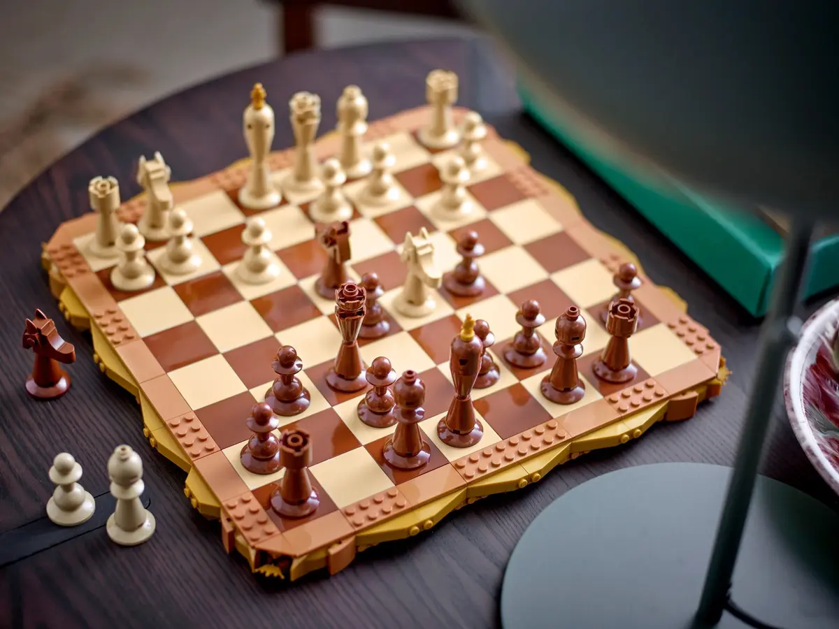 LEGO Miscellaneous 40719 Traditional Chess Set set, image 5