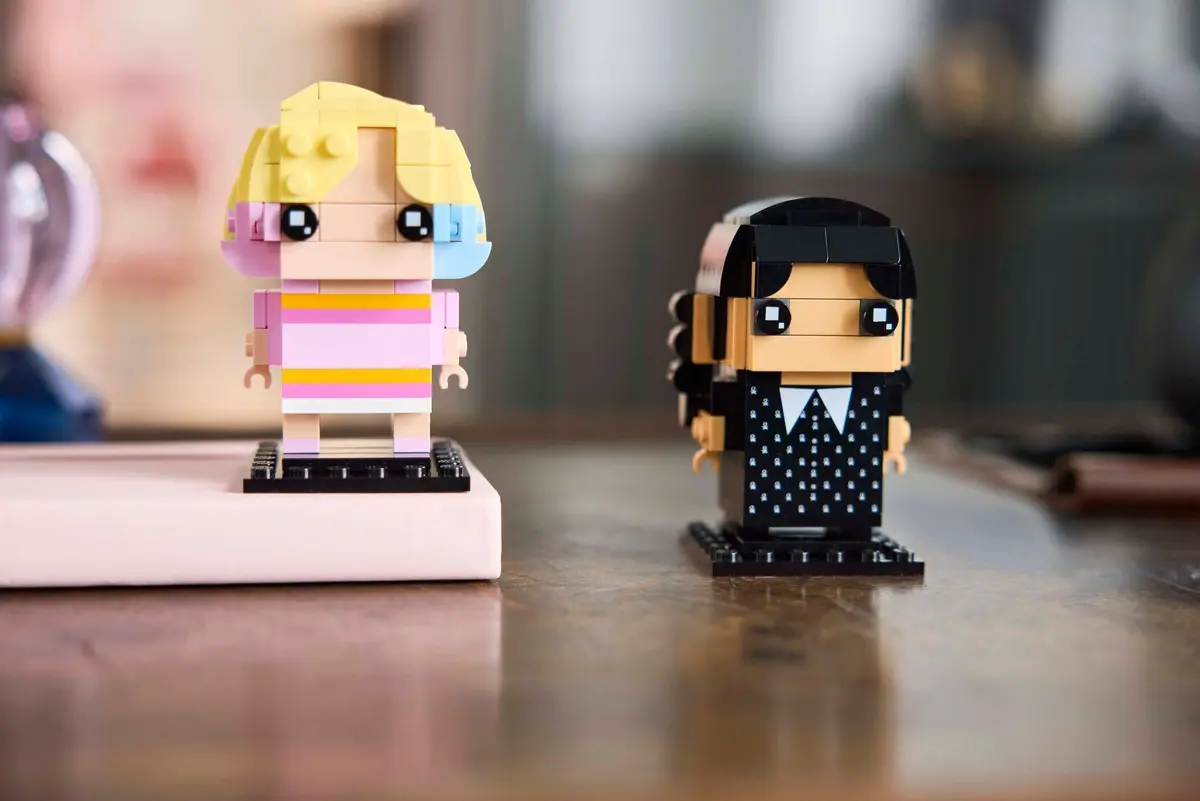 LEGO BrickHeadz 40750 Wednesday & Enid set, image 4