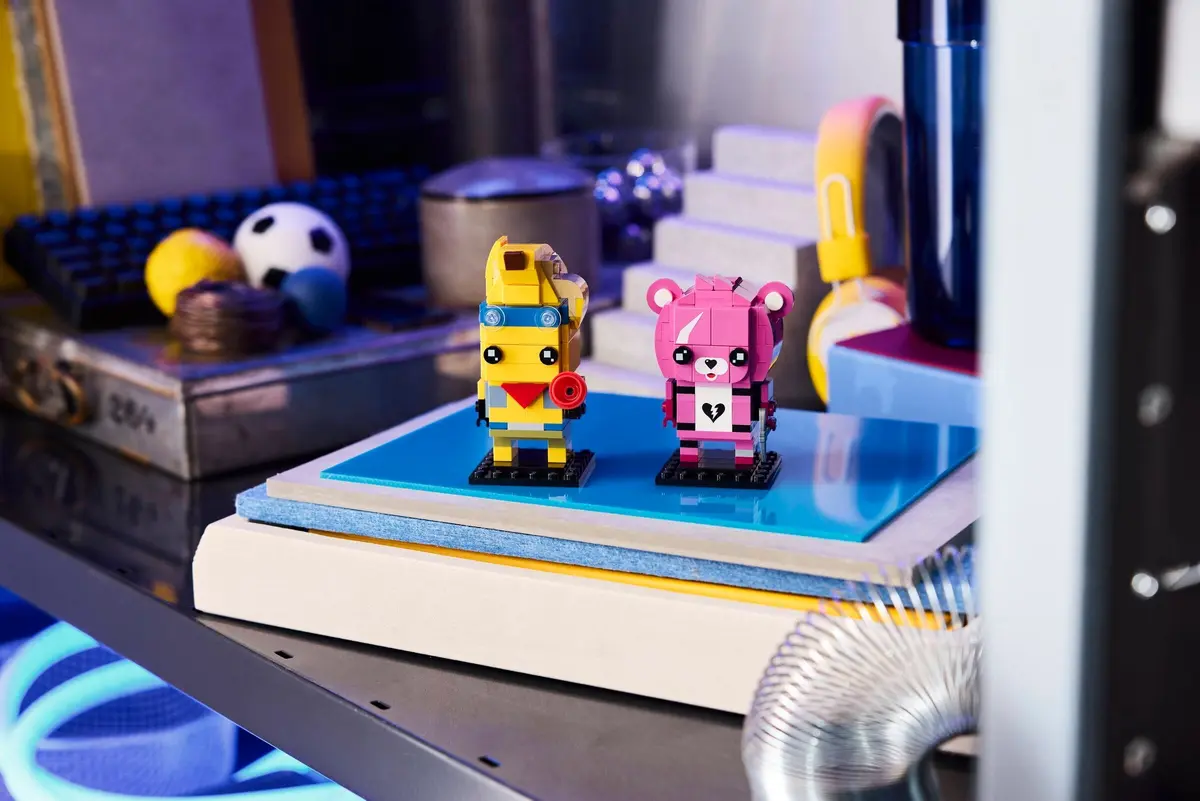 LEGO BrickHeadz 40760 Adventure Peely & Cuddle Team Leader set, image 6