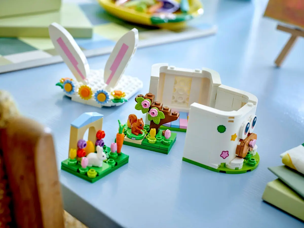 LEGO Seasonal 40764 Easter Bunny Surprise set, image 4