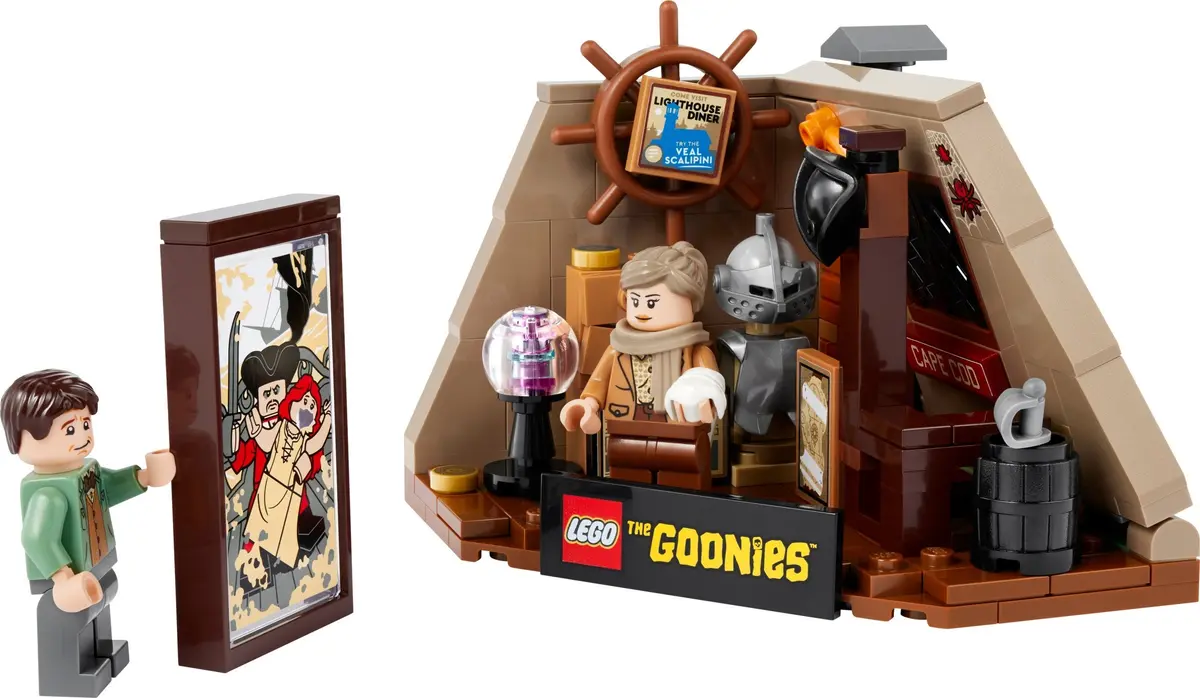 LEGO Ideas 40773 The Goonies: The Walshes' Attic set
