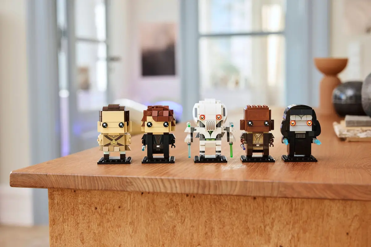 LEGO BrickHeadz 40796 Revenge of the Sith Heroes & Villains set, image 6