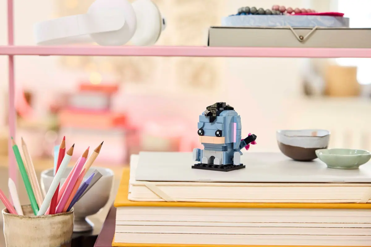 LEGO BrickHeadz 40797 Eeyore set, image 6