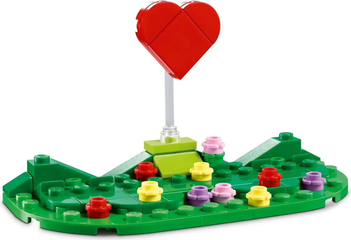 LEGO Seasonal 40821 Love Bears set, image 8