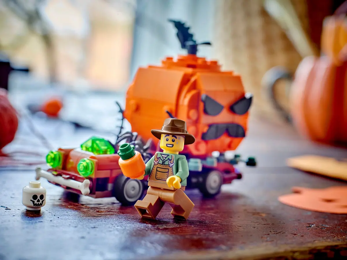 LEGO Seasonal 40822 Jack-O'-Lantern Pickup Truck set, image 5