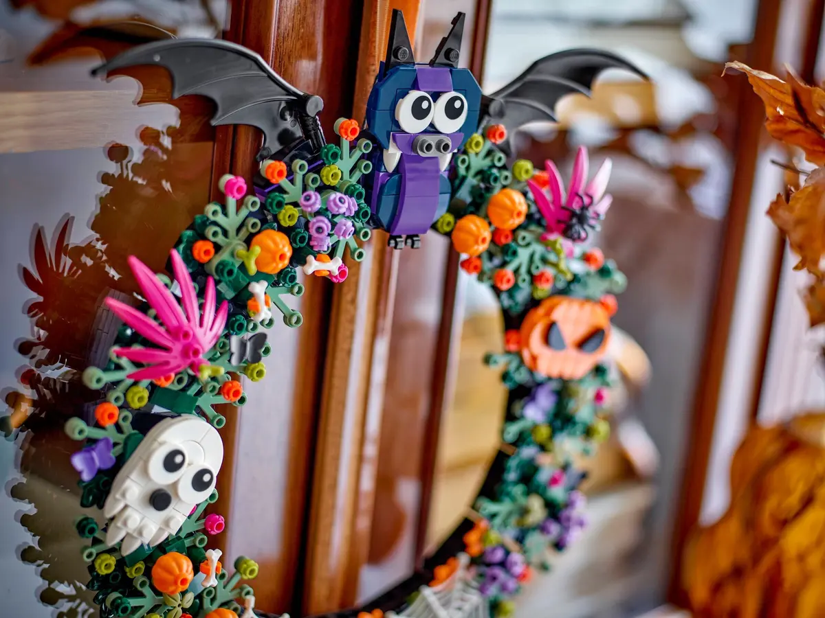 LEGO Seasonal 40825 Halloween Wreath set, image 5