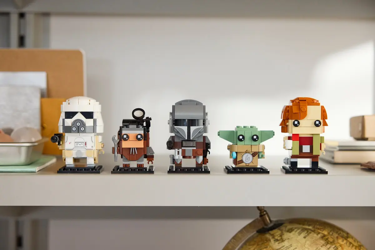 LEGO BrickHeadz 40856 The Mandalorian and Grogu: Allies & Villains set, image 7