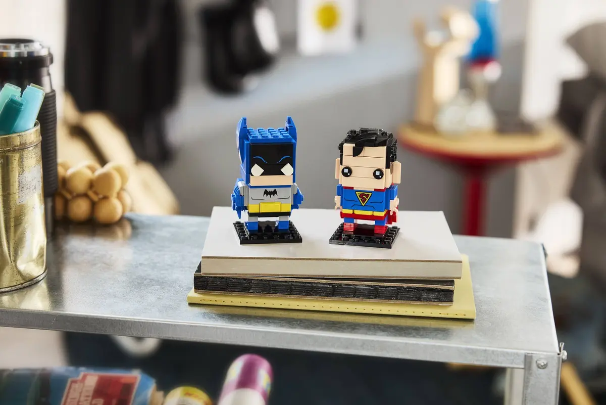 LEGO BrickHeadz 40859 Golden Age Superman and Batman set, image 8