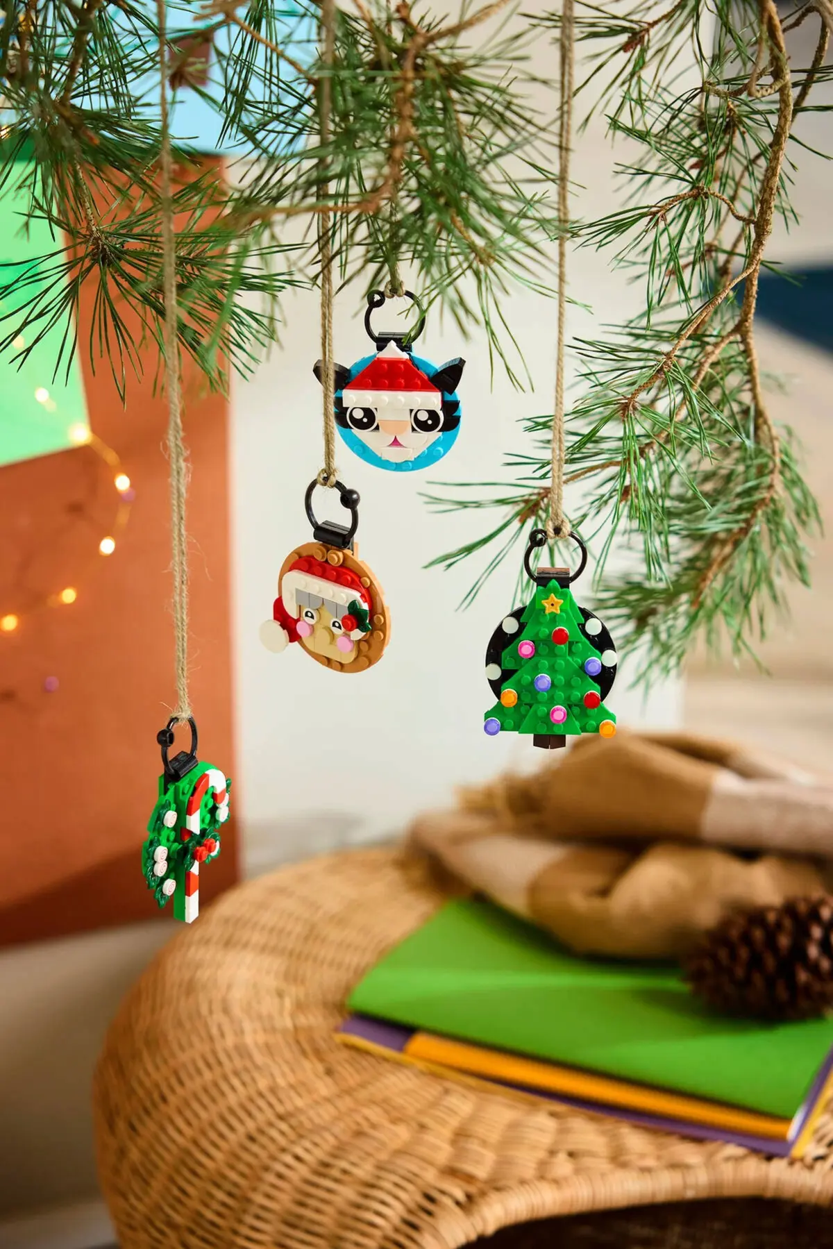 LEGO Seasonal 40862 Holiday Ornament Selection 2 set, image 8
