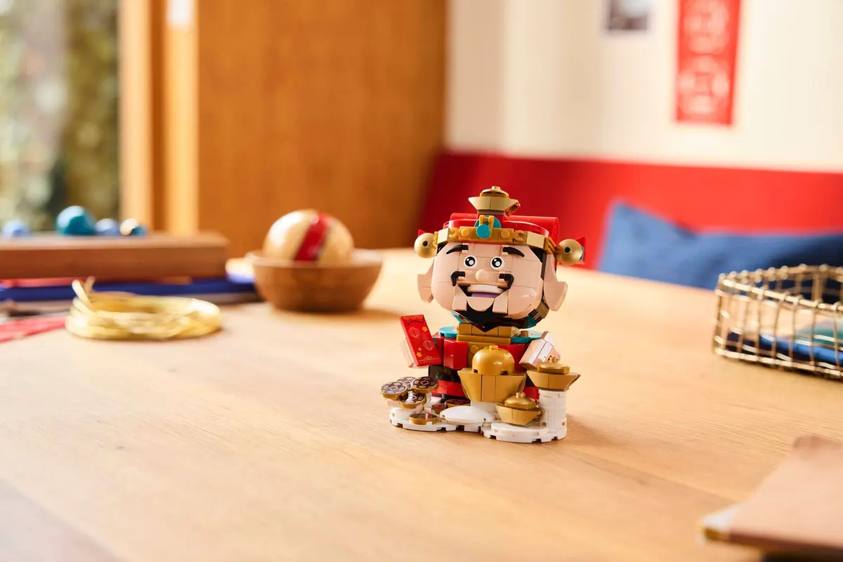 LEGO Seasonal 40864 Fortune Master set, image 3