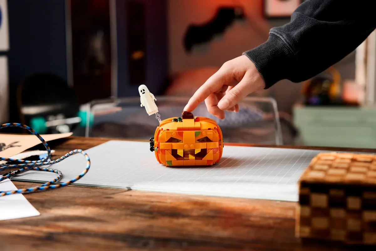 LEGO Seasonal 40872 Halloween Pumpkin Lantern set, image 5