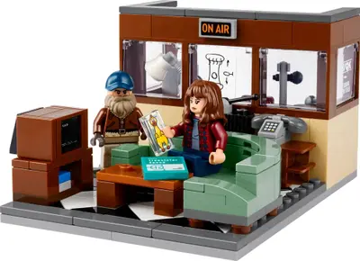 LEGO Icons 40891 Stranger Things: WSQK Radio Station set