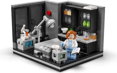 LEGO Ideas 40896 The X-Files: Scully's Lab set