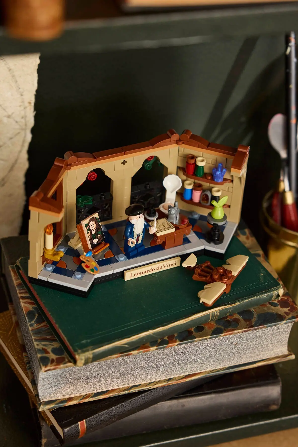 LEGO Promotional 40902 Tribute to Leonardo da Vinci set, image 6