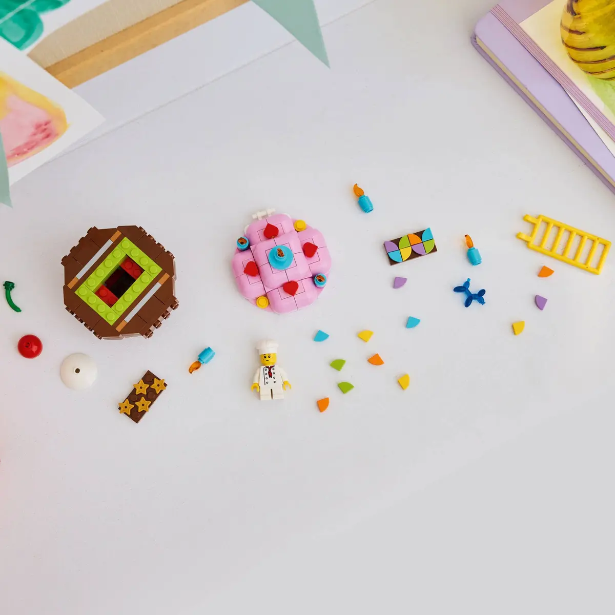LEGO Seasonal 40905 Birthday Cupcake set, image 4