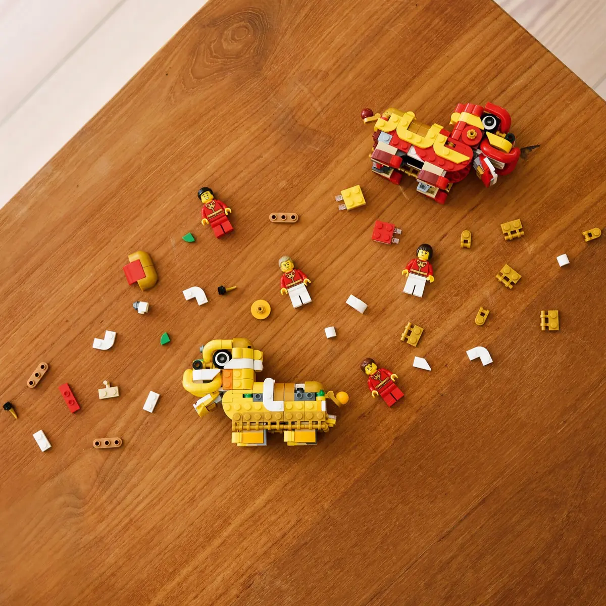 LEGO Seasonal 40915 Lion Dance set, image 4