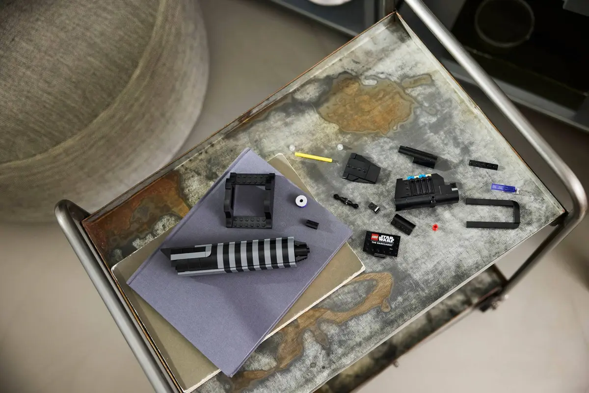 LEGO Star Wars 40917 The Darksaber set, image 4
