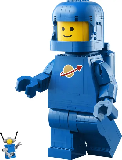 LEGO Miscellaneous 40921 Up-Scaled Blue Astronaut Minifigure set