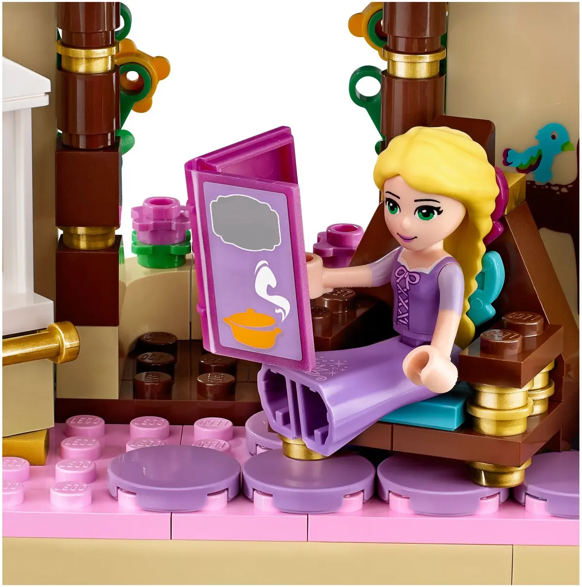 LEGO Disney 41054 Rapunzel's Creativity Tower set, image 4
