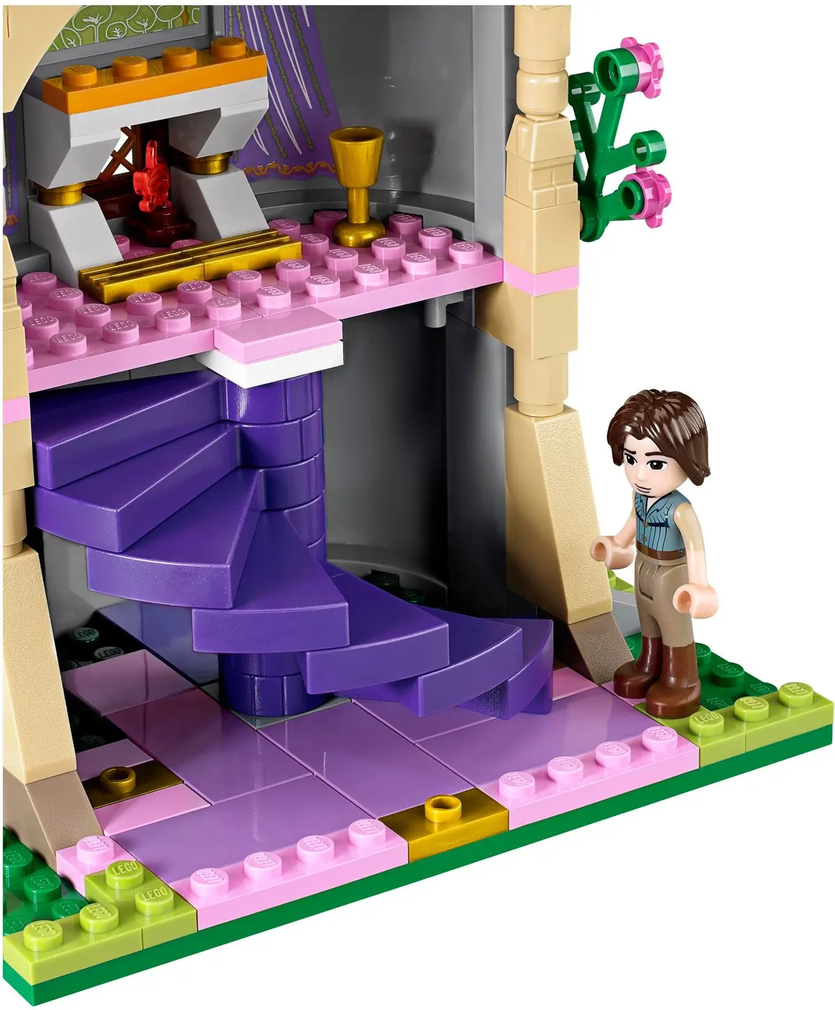 LEGO Disney 41054 Rapunzel's Creativity Tower set, image 5