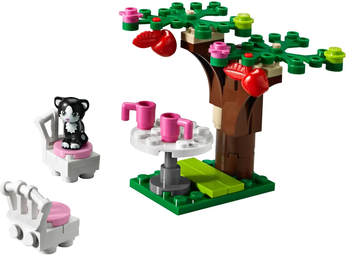 LEGO Disney 41055 Cinderella's Romantic Castle set, image 4
