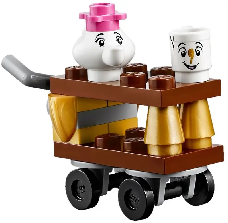LEGO Disney 41067 Belle's Enchanted Castle set, image 3
