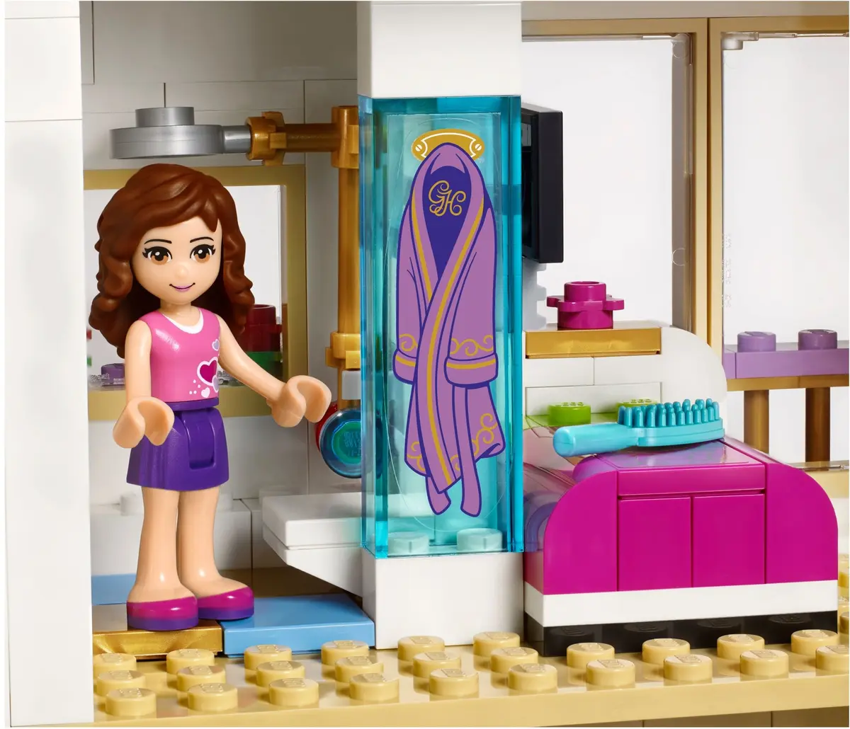 LEGO Friends 41101 Heartlake Grand Hotel set, image 10