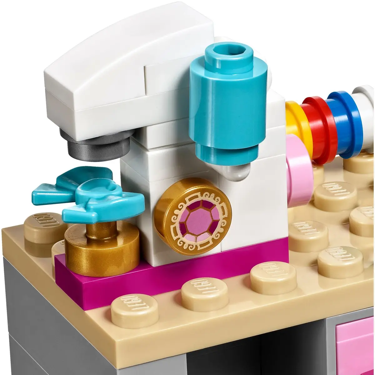 LEGO Friends 41115 Emma's Creative Workshop set, image 7