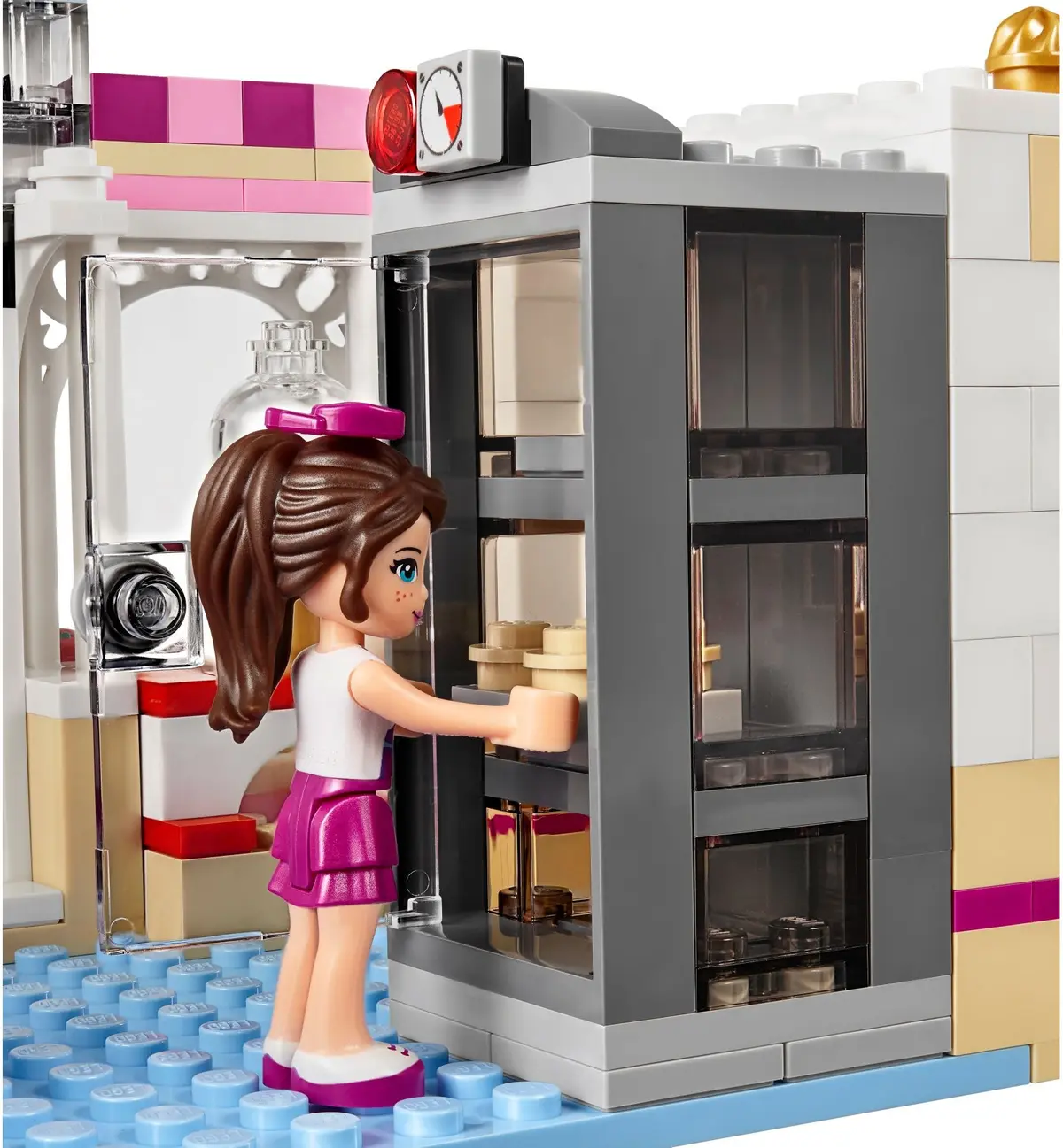 LEGO Friends 41119 Heartlake Cupcake Café set, image 9