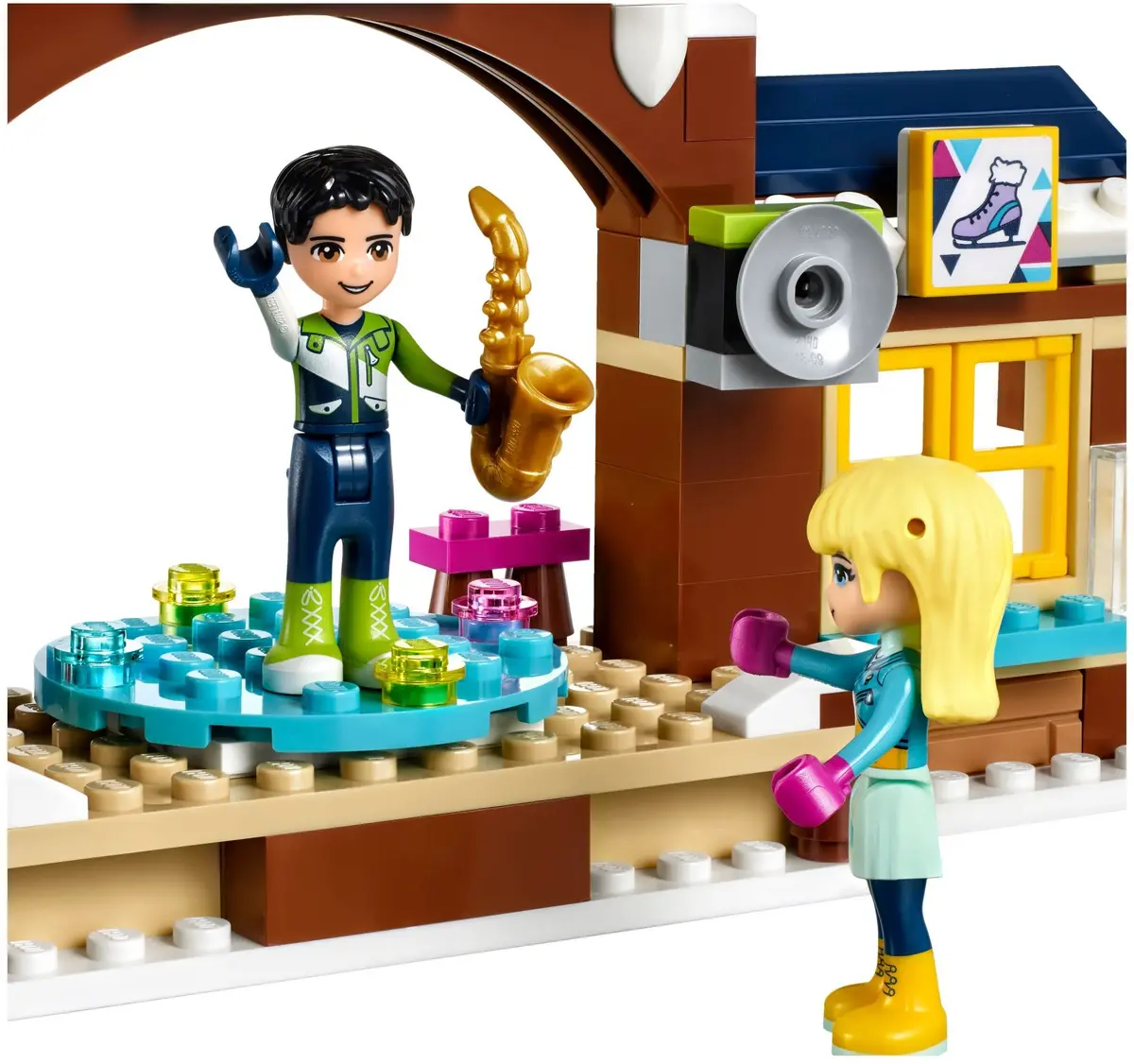 LEGO Friends 41322 Snow Resort Ice Rink set, image 5