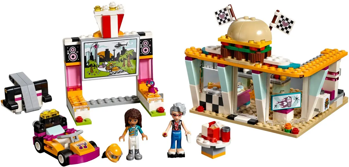 LEGO Friends 41349 Drifting Diner set