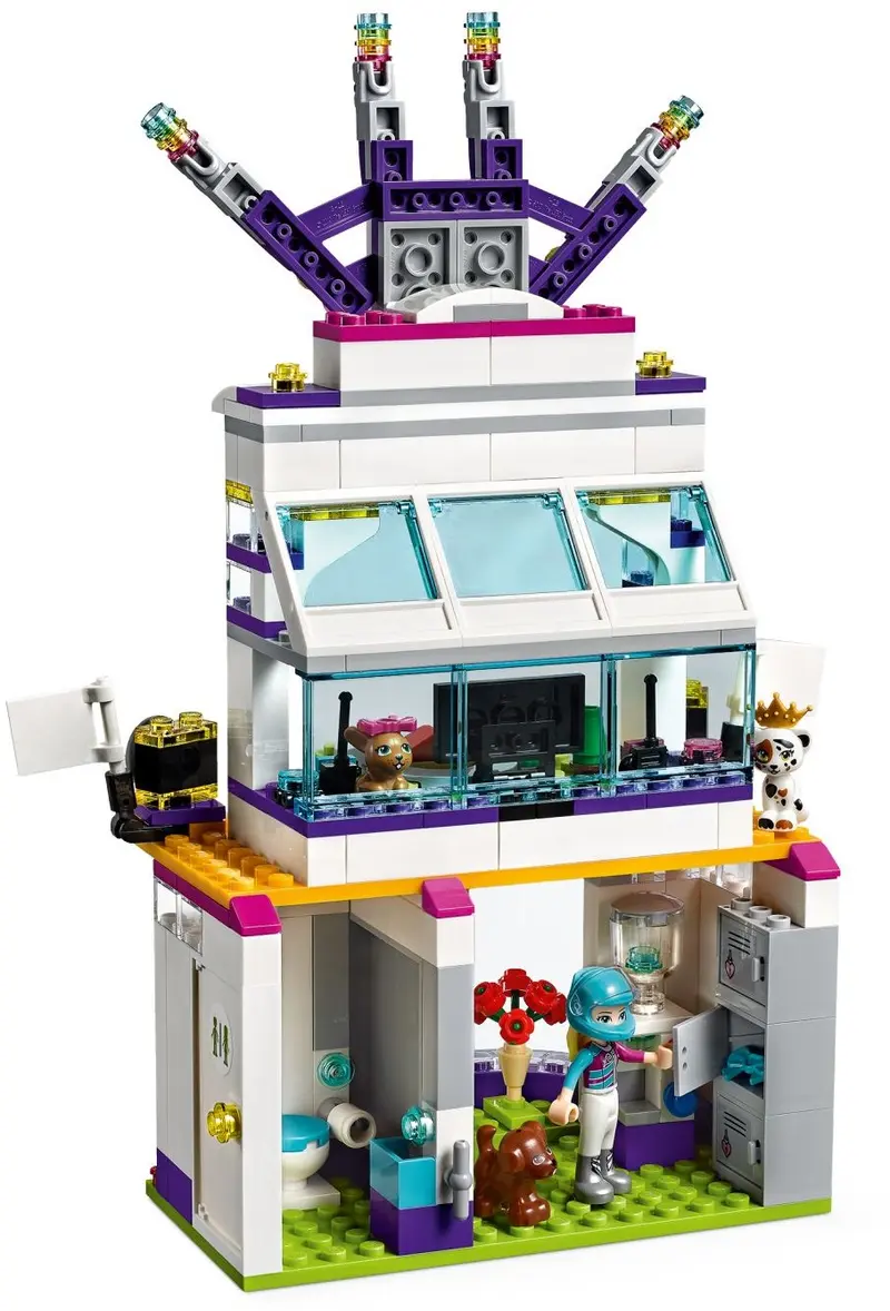 LEGO Friends 41352 The Big Race Day set, image 4