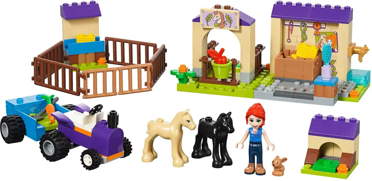 LEGO Friends 41361 Mia's Foal Stable set
