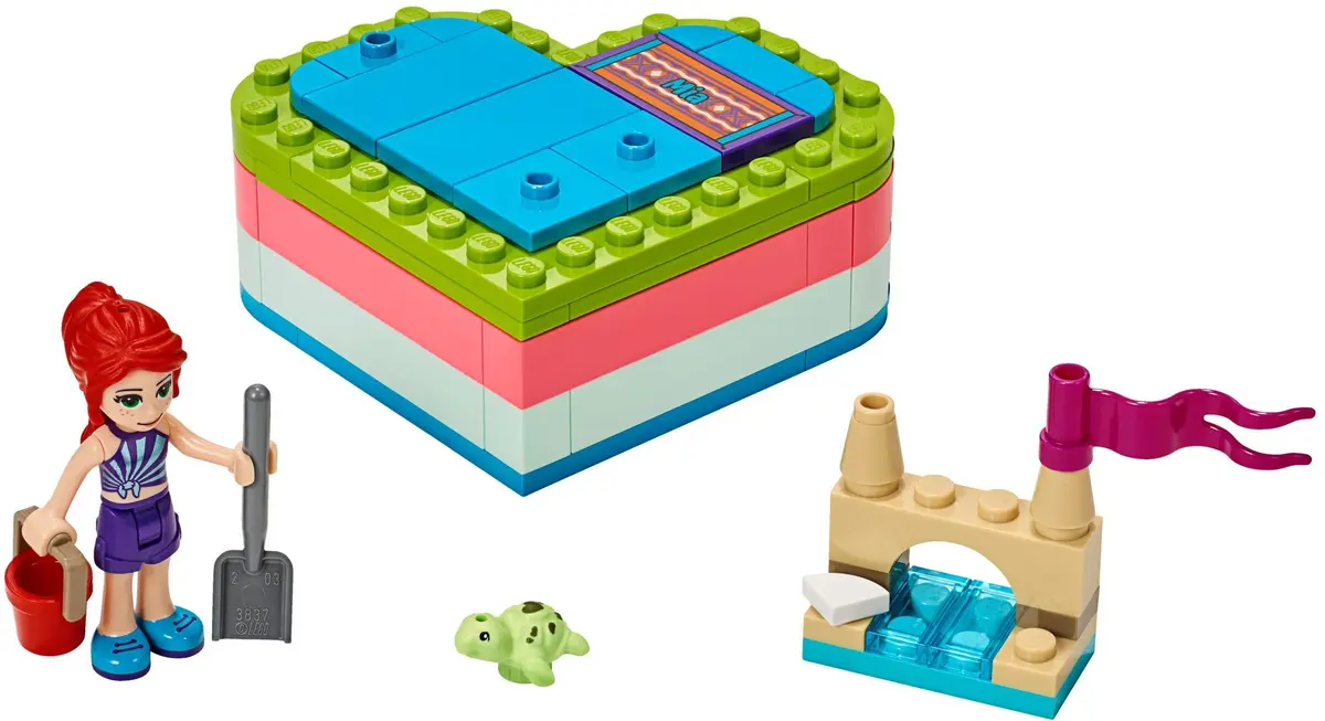 LEGO Friends 41388 Mia's Summer Heart Box set