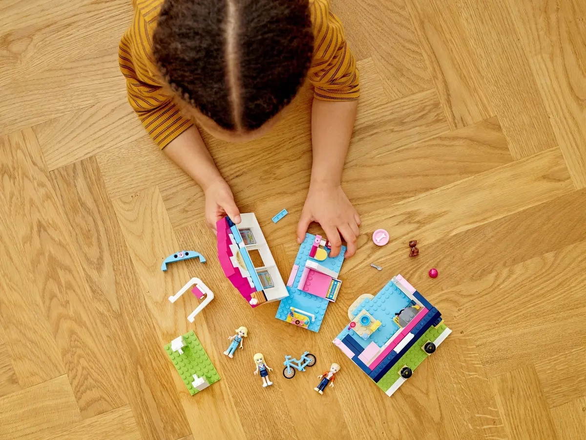 LEGO Friends 41398 Stephanie's House set, image 9