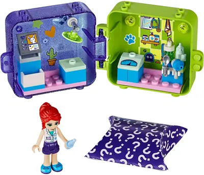 LEGO Friends 41403 Mia's Play Cube set