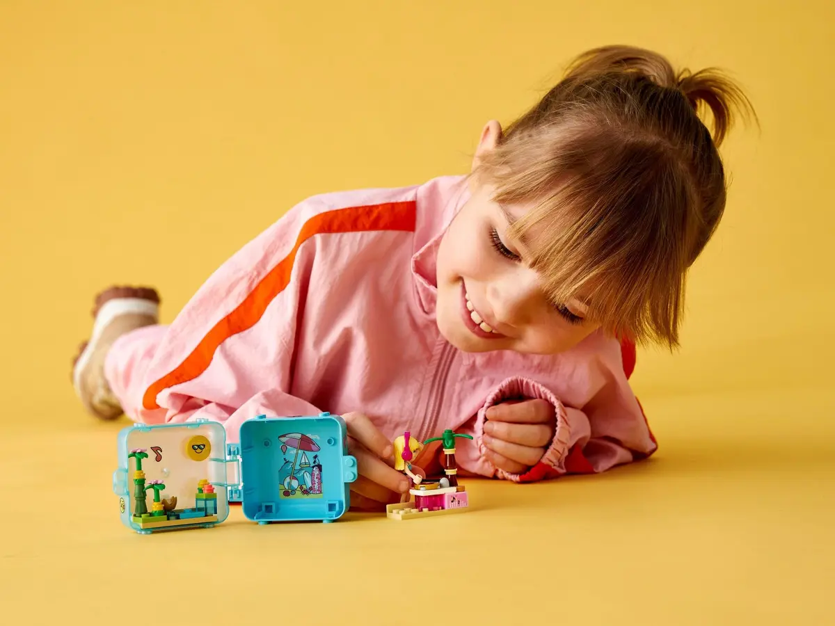 LEGO Friends 41411 Stephanie's Summer Play Cube set, image 7