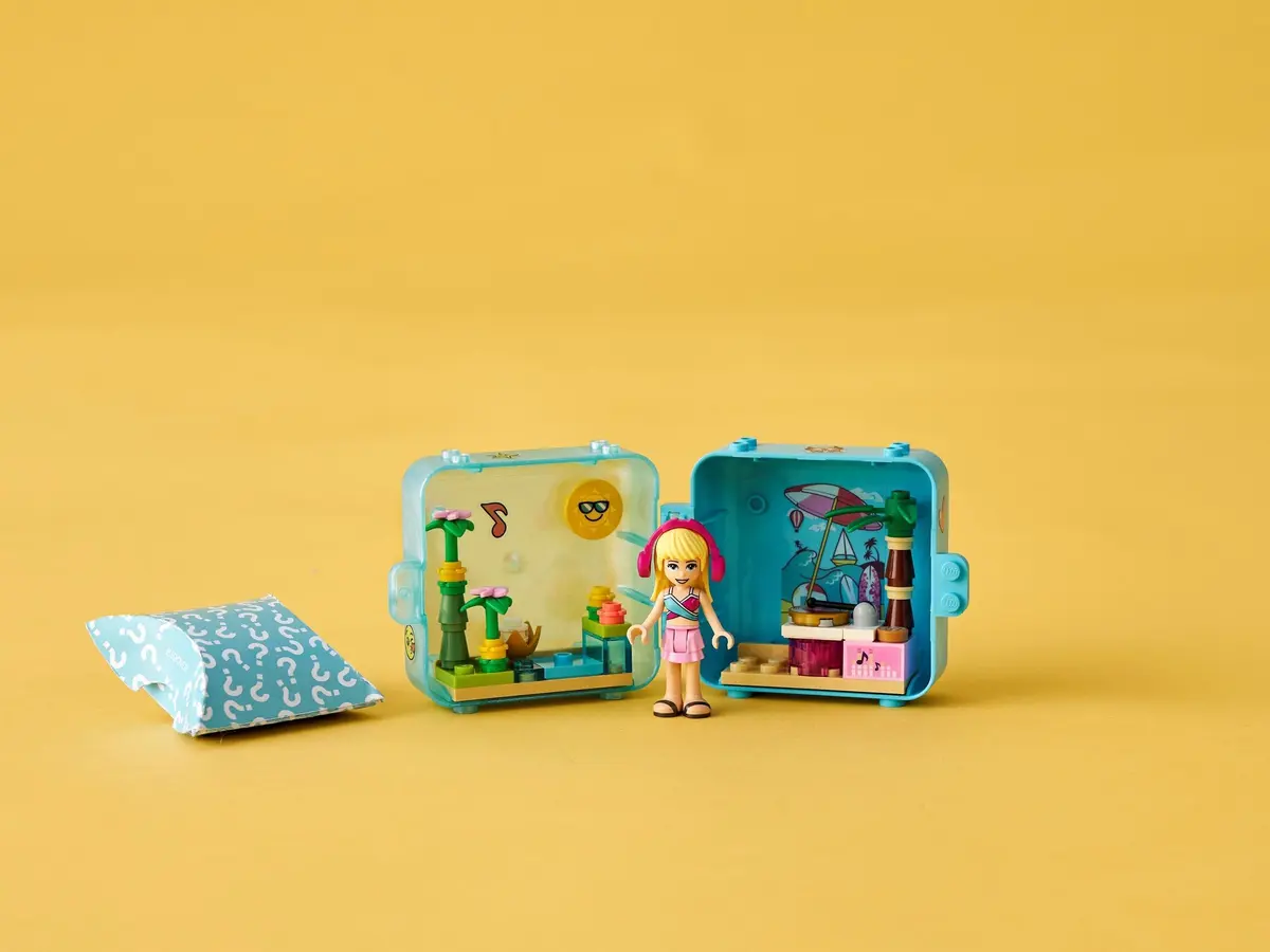 LEGO Friends 41411 Stephanie's Summer Play Cube set, image 8