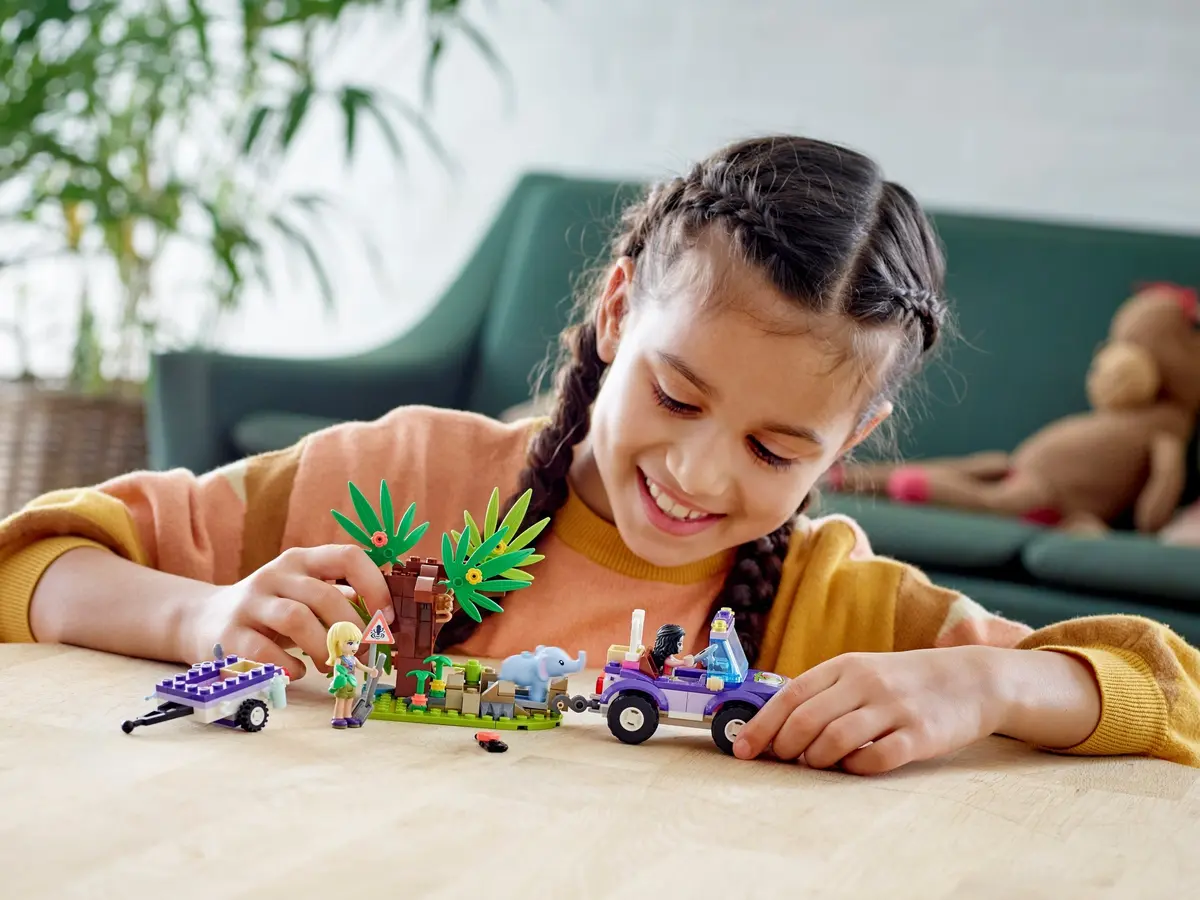 LEGO Friends 41421 Baby Elephant Jungle Rescue set, image 12