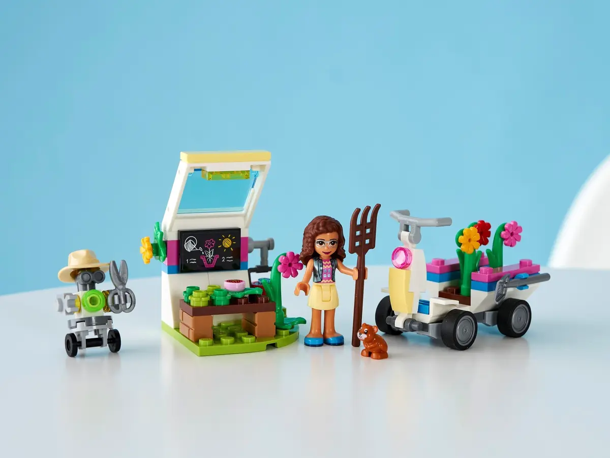 LEGO Friends 41425 Olivia's Flower Garden set, image 3