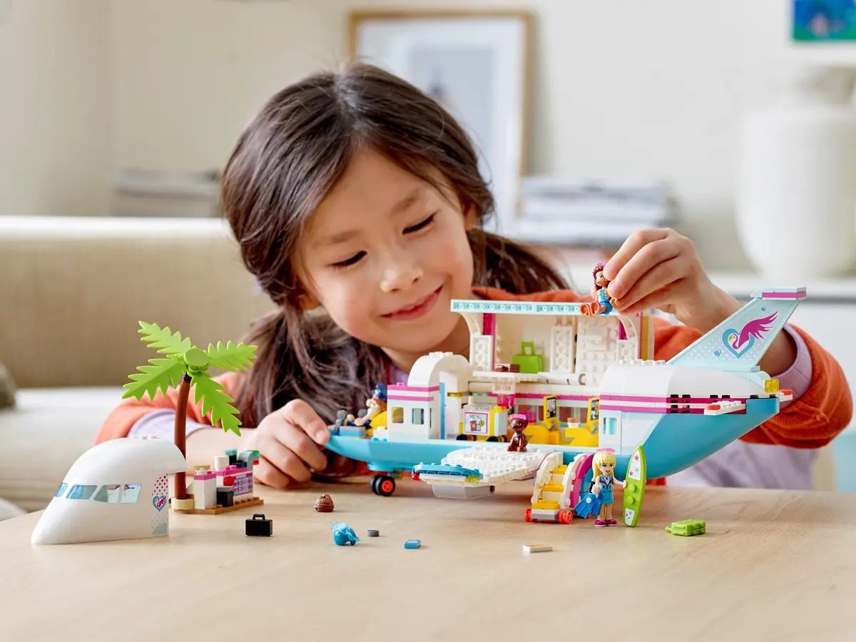 LEGO Friends 41429 Heartlake City Airplane set, image 11