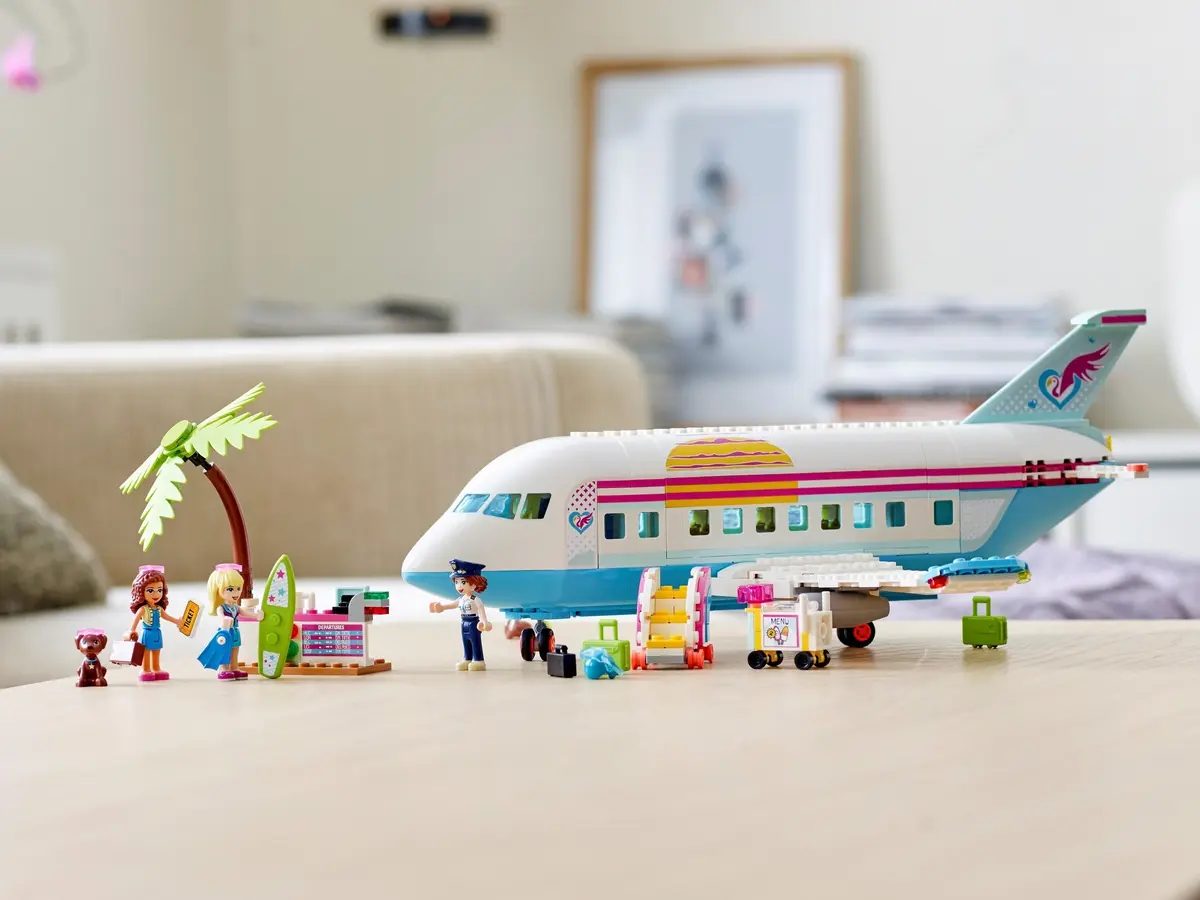 LEGO Friends 41429 Heartlake City Airplane set, image 3
