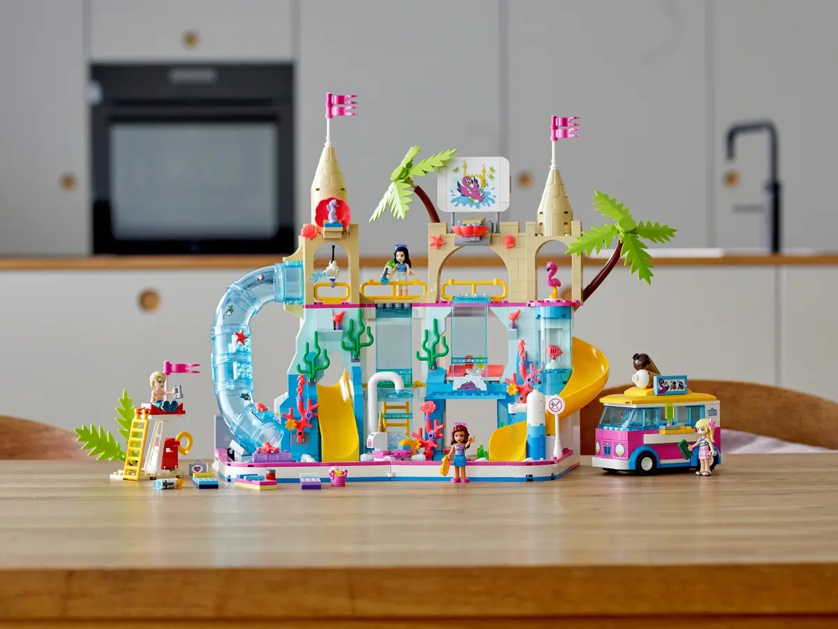 LEGO Friends 41430 Summer Fun Water Park set, image 2