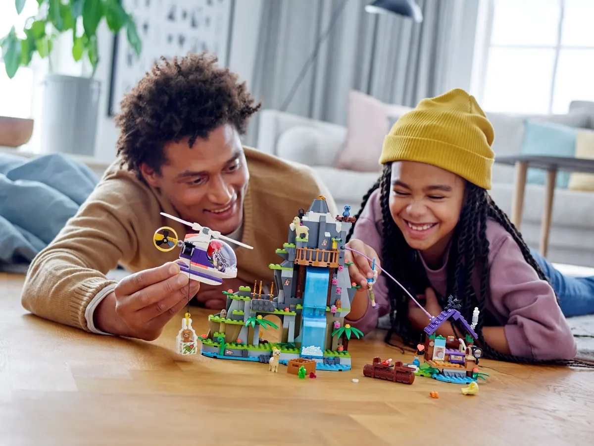 LEGO Friends 41432 Alpaca Mountain Jungle Rescue set, image 3