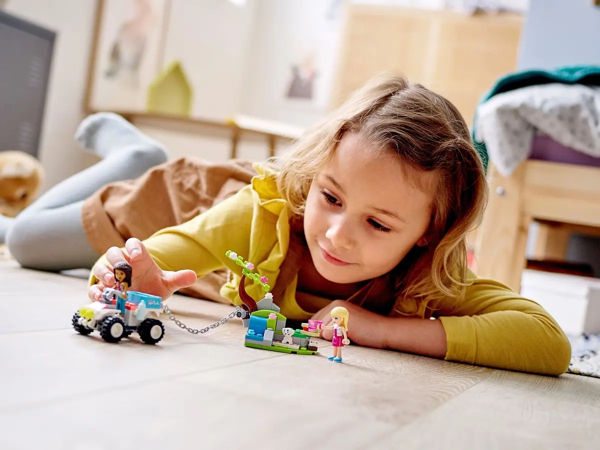 LEGO Friends 41442 Vet Clinic Rescue Buggy set, image 11