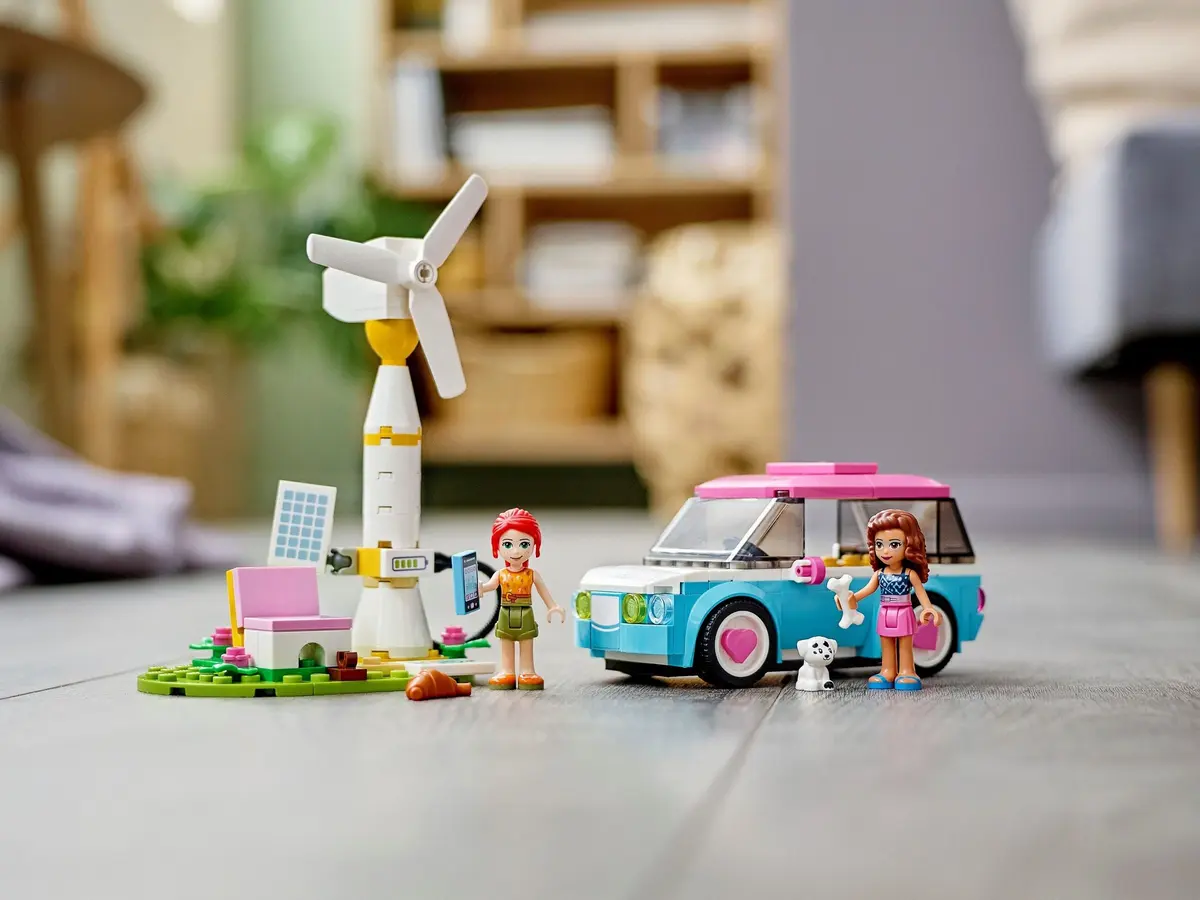LEGO Friends 41443 Olivia's Electric Car set, image 4