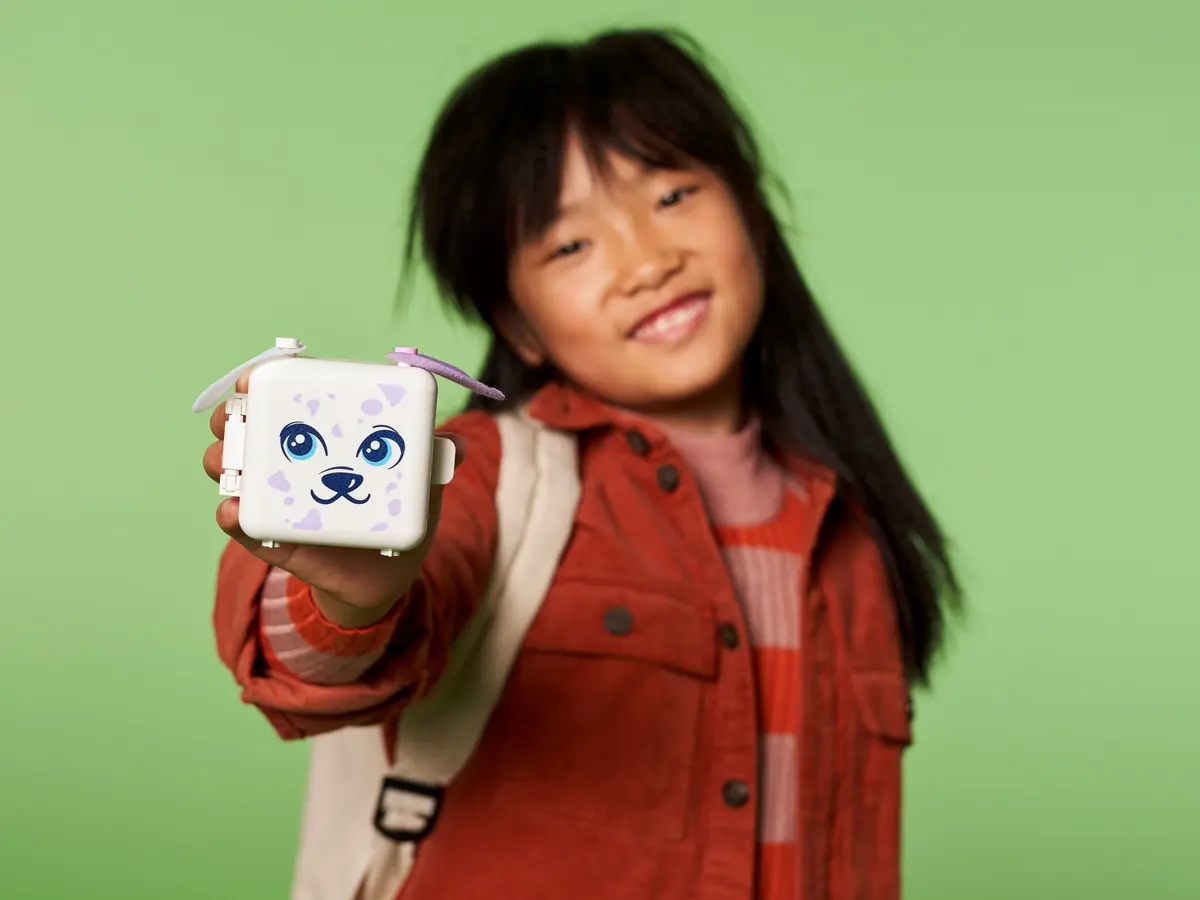 LEGO Friends 41663 Emma's Dalmatian Cube set, image 3
