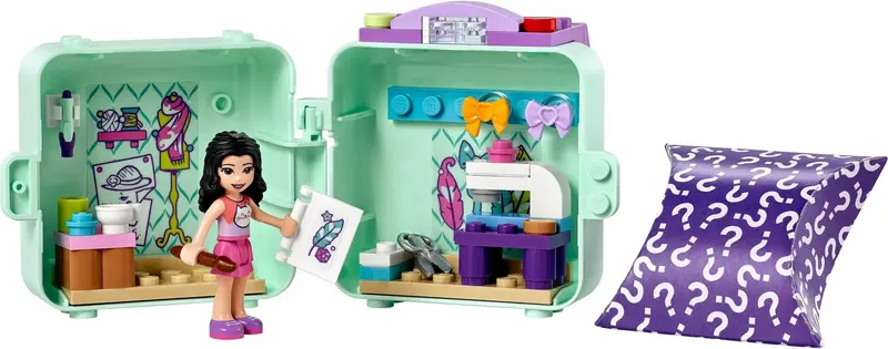 LEGO Friends 41668 Emma's Fashion Cube set