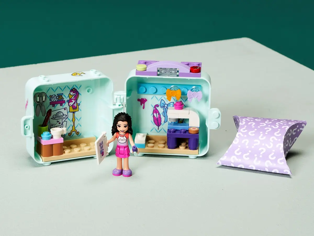 LEGO Friends 41668 Emma's Fashion Cube set, image 9